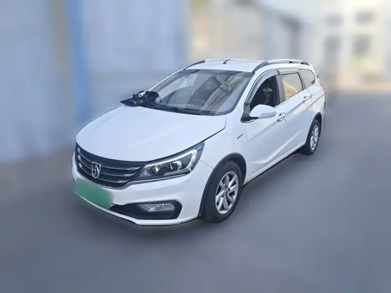 Baojun 310W, 2018
