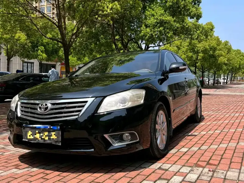Toyota Camry, 2011