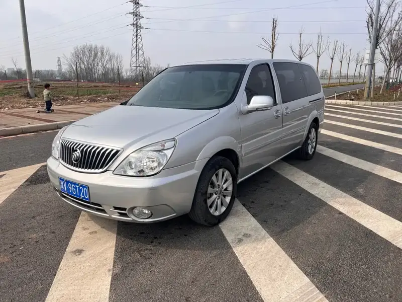 Buick GL8, 2014
