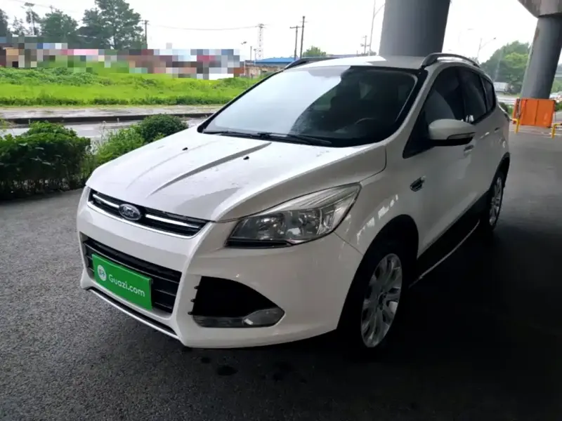 Ford Kuga, 2016