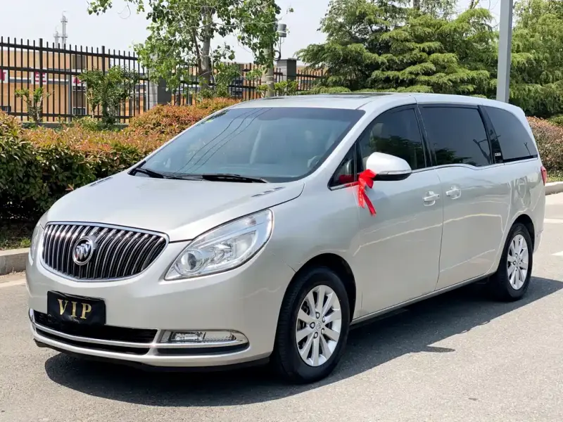 Buick GL8, 2016