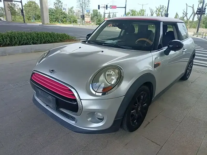 MINI Mini, 2014