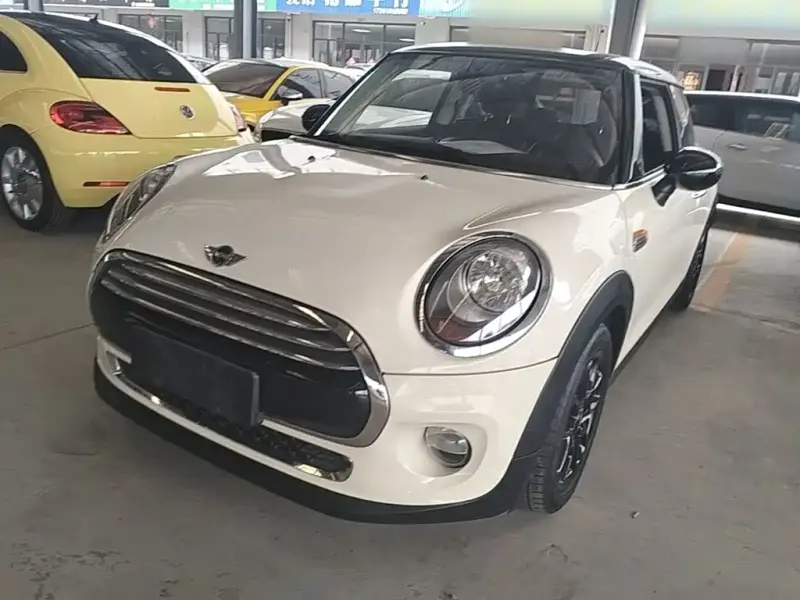 MINI Mini, 2015