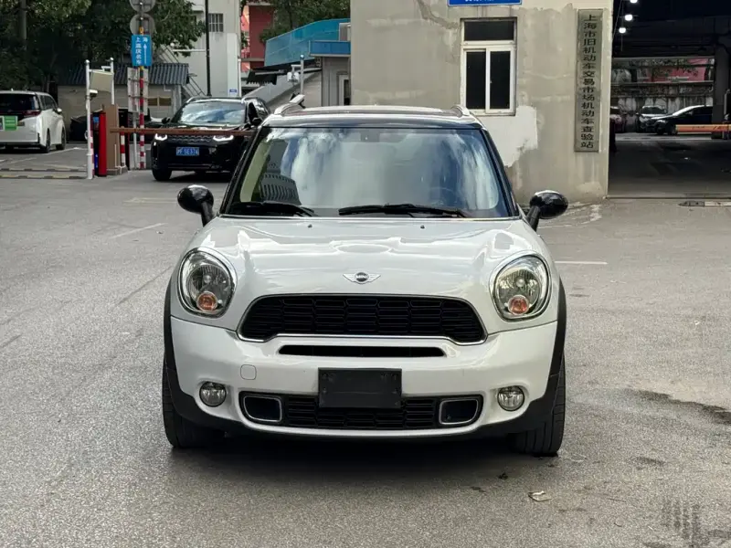 MINI Countryman, 2012