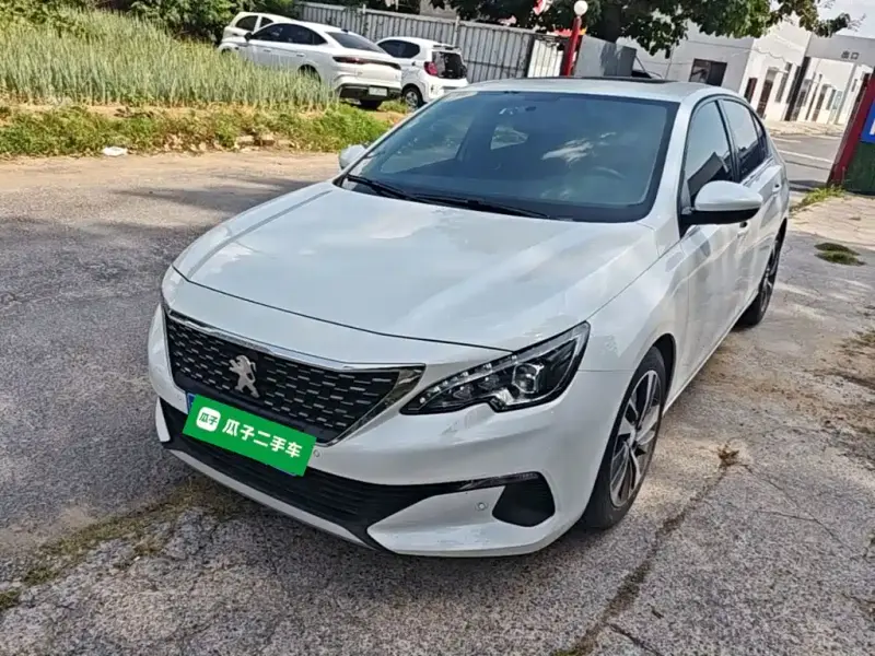 Peugeot 408, 2022