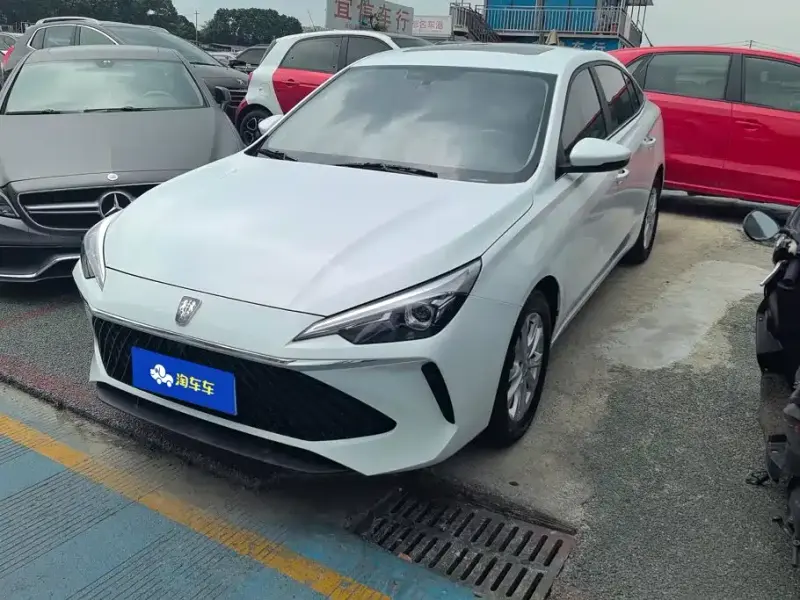 Roewe i5, 2025