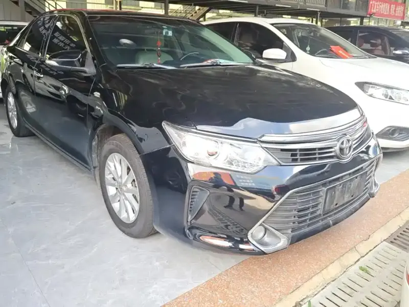 Toyota Camry, 2016