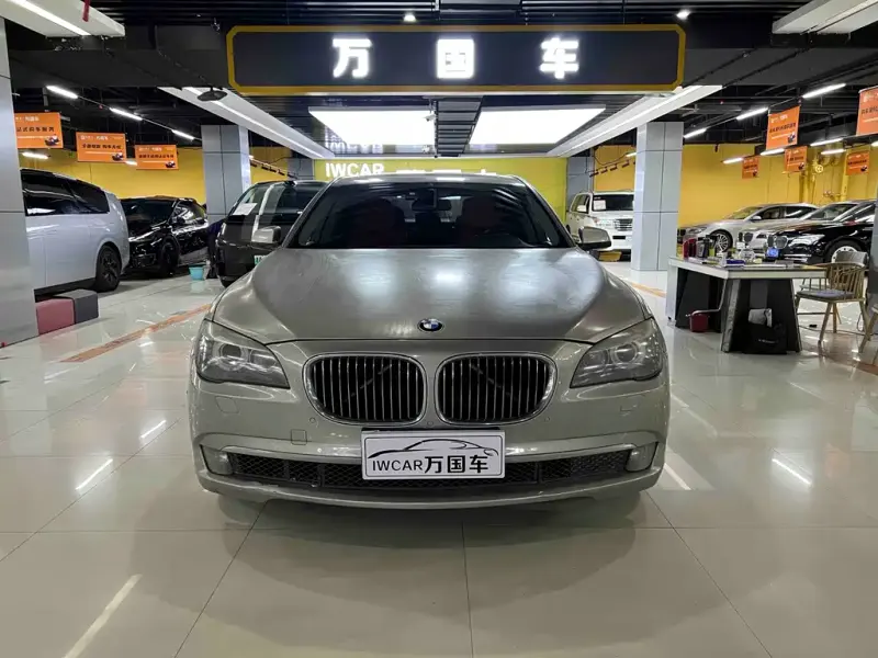 BMW 7 Series, 2011