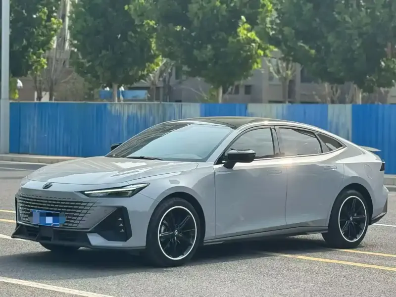 Changan UNI-V, 2023