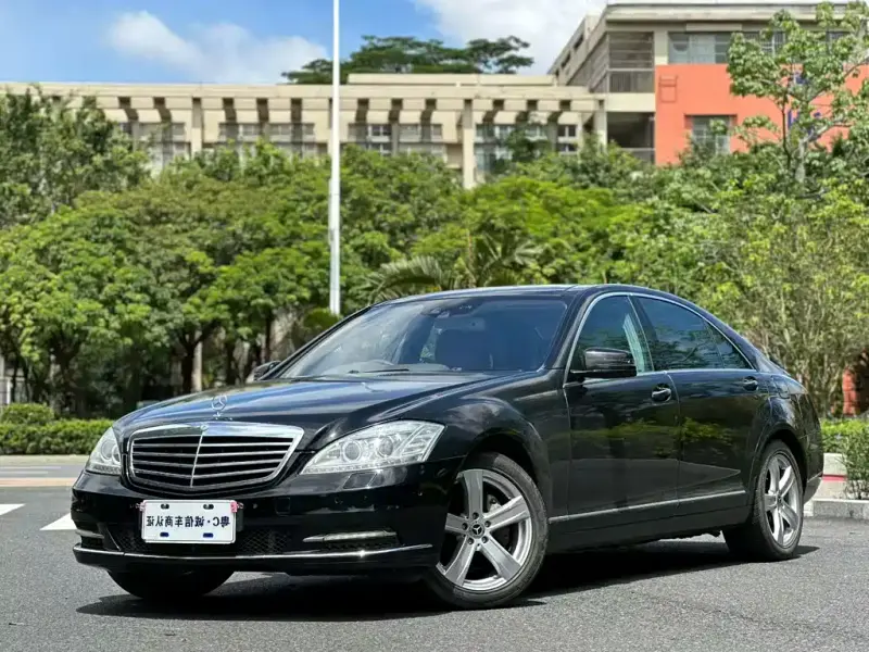 Mercedes-Benz S-Class, 2010