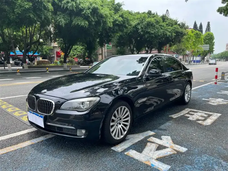 BMW 7 Series, 2012