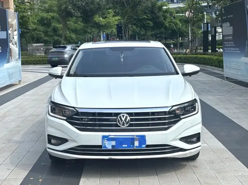 Volkswagen Sagitar, 2021