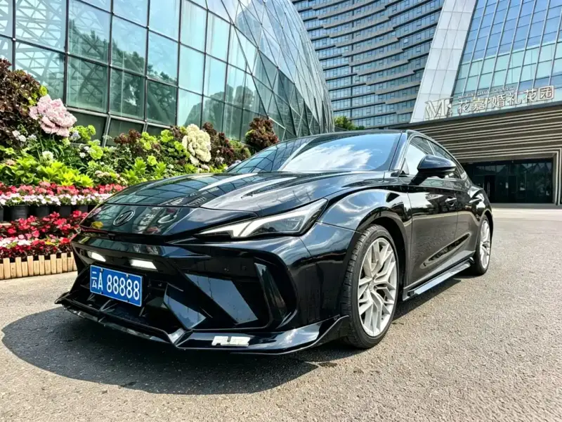MG MG7, 2025