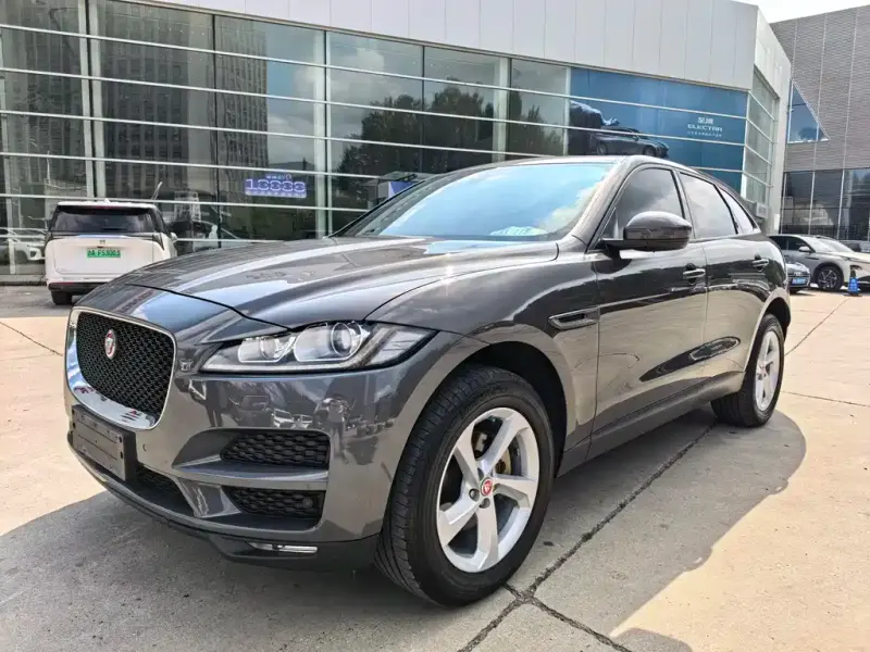 Jaguar F-PACE, 2017