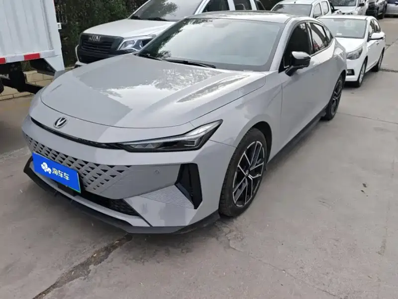 Changan UNI-V iDD, 2024