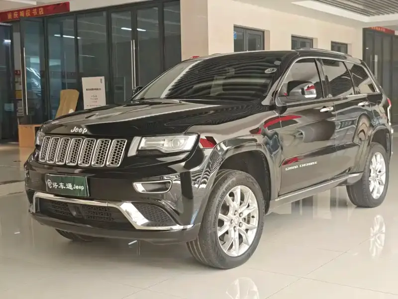 Jeep Grand Cherokee (Import), 2015