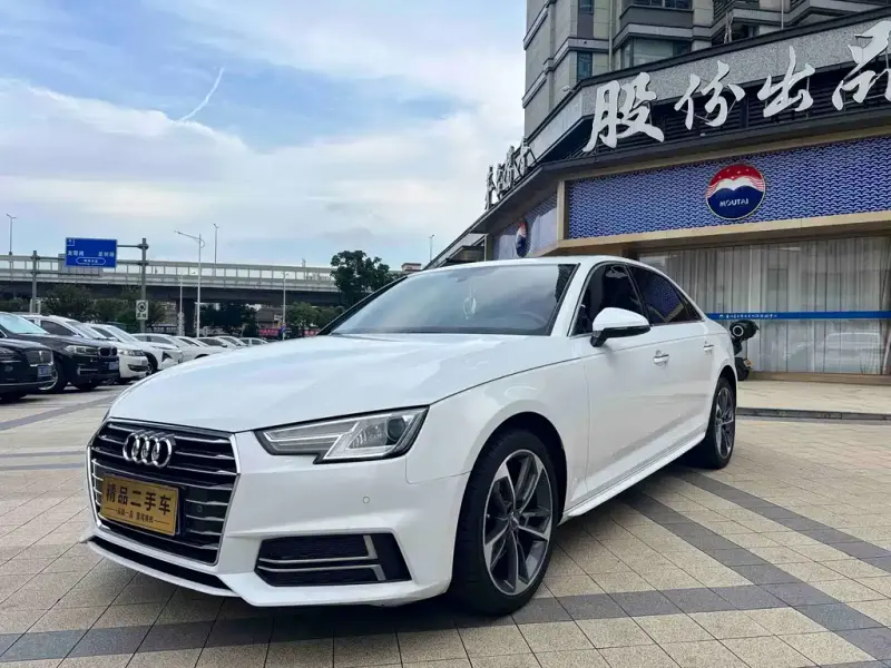 Audi A4L, 2019