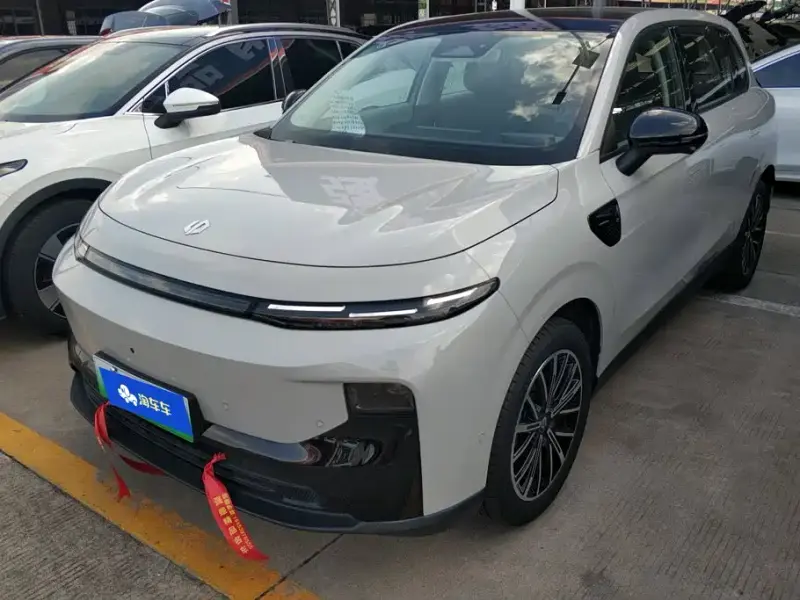 Leapmotor B10, 2025