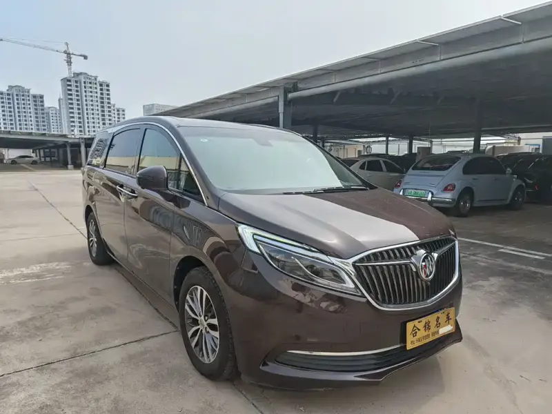Buick GL8, 2018
