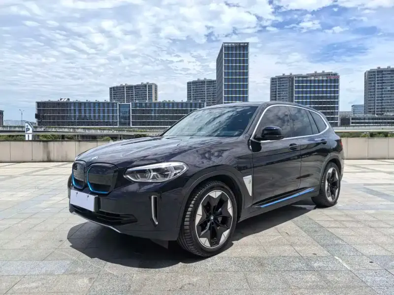 BMW iX3, 2021