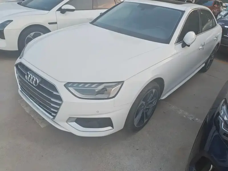 Audi A4L, 2021