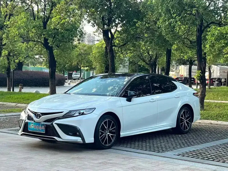 Toyota Camry, 2023