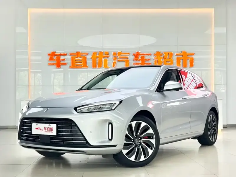 AITO M5, 2022