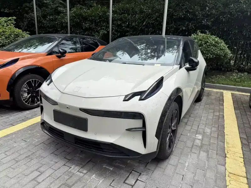 Zeekr X, 2024