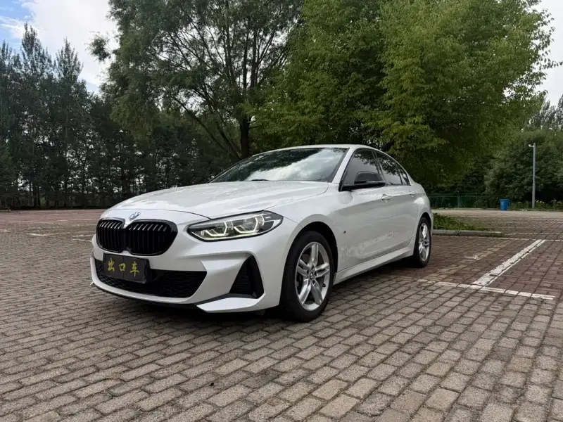 BMW 1 Series, 2022