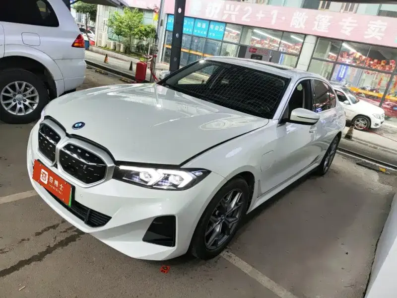 BMW i3, 2024