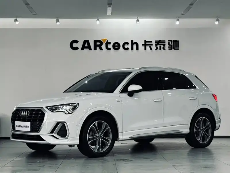 Audi Q3, 2021