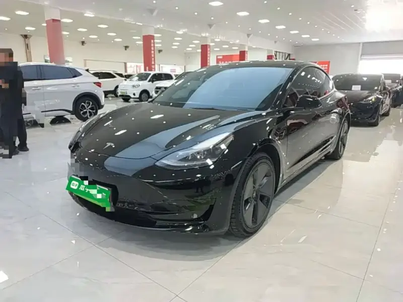 Tesla Model 3, 2022