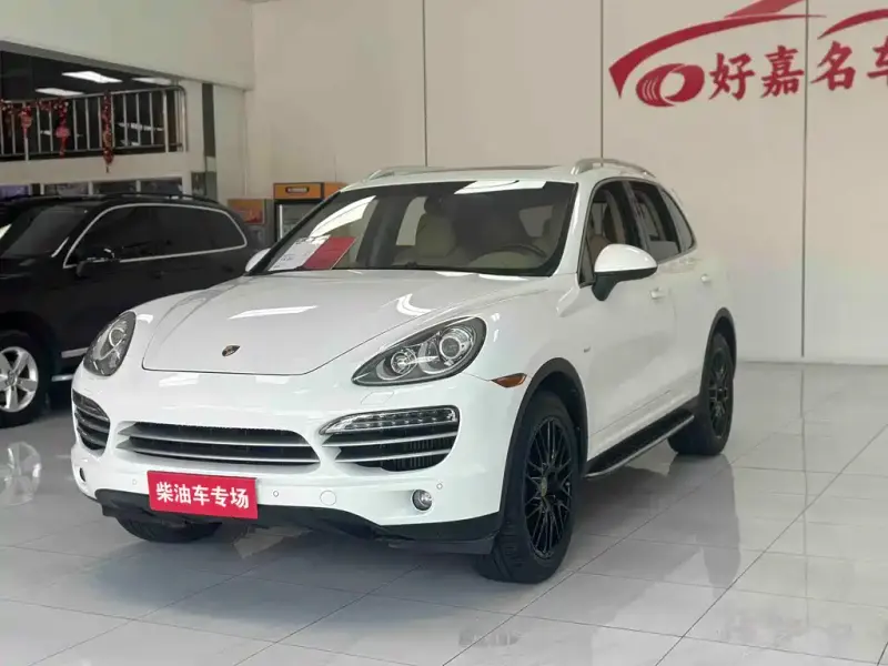 Porsche Cayenne, 2015