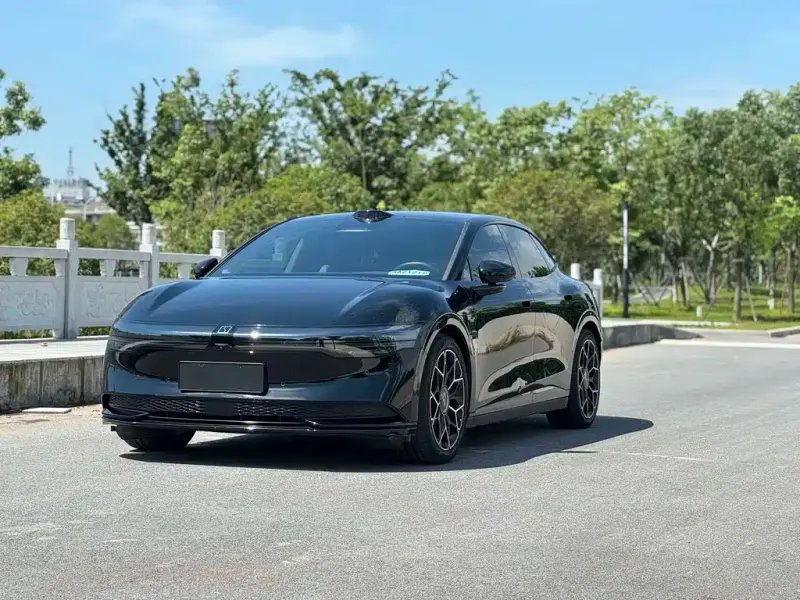 Zeekr 007, 2024