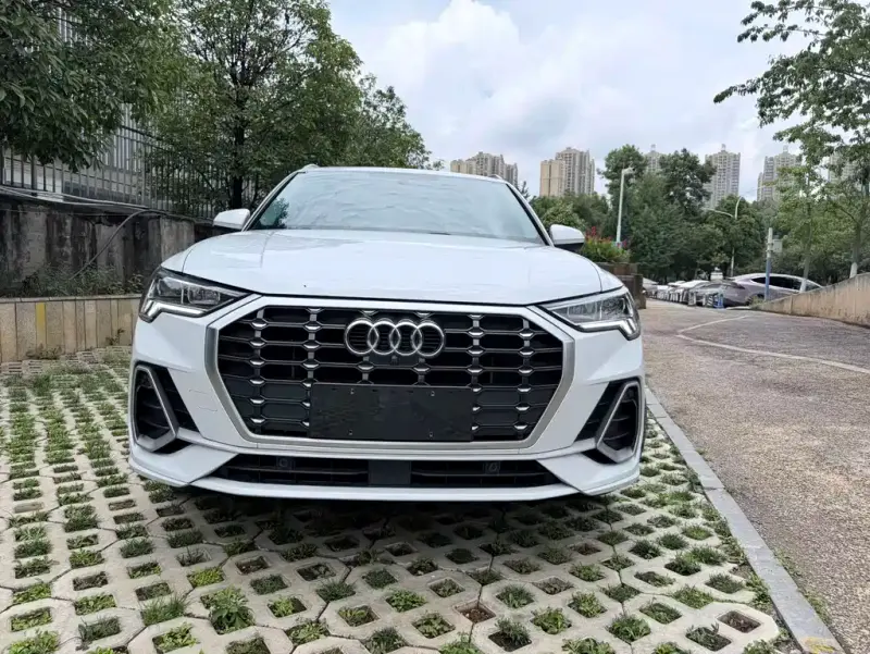 Audi Q3, 2022