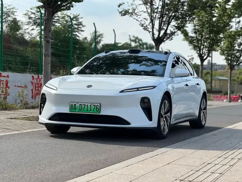 NIO ET5, 2025