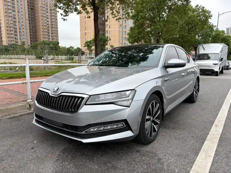 Skoda Superb, 2023