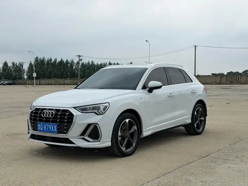 Audi Q3, 2022