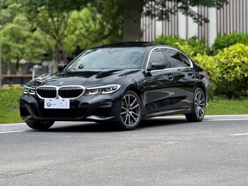 BMW 3 Series, 2022