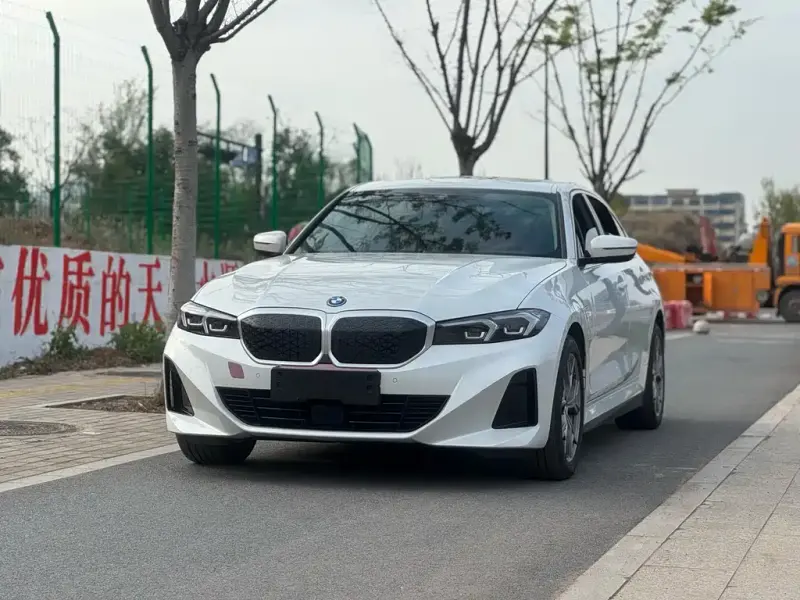 BMW i3, 2024