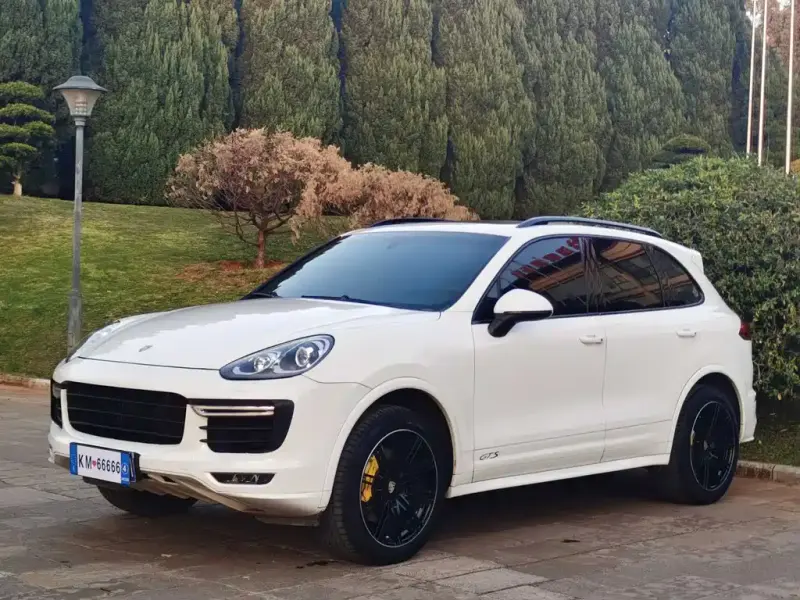 Porsche Cayenne, 2015