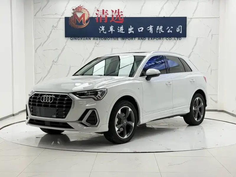 Audi Q3, 2022