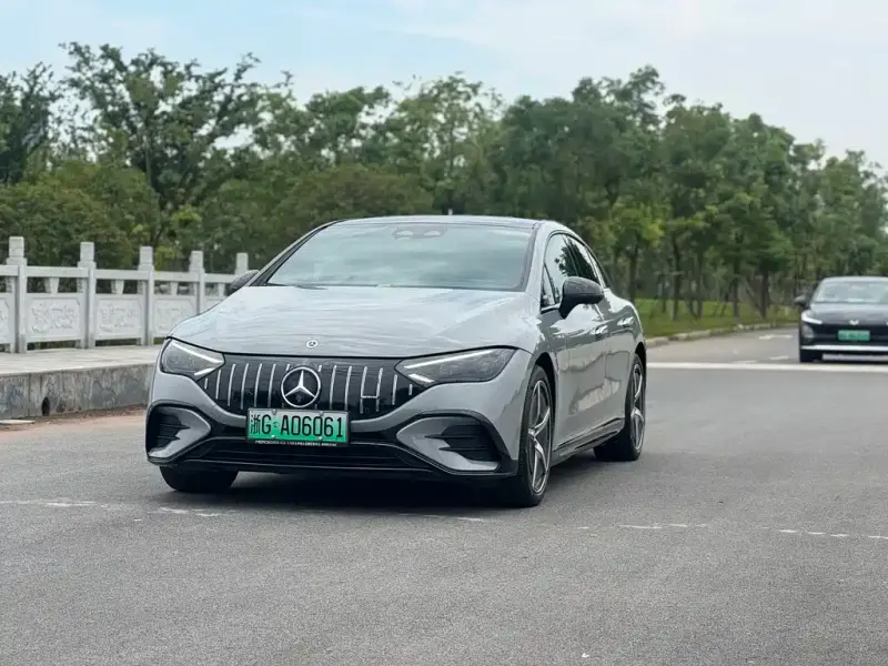 Mercedes-Benz EQE, 2024