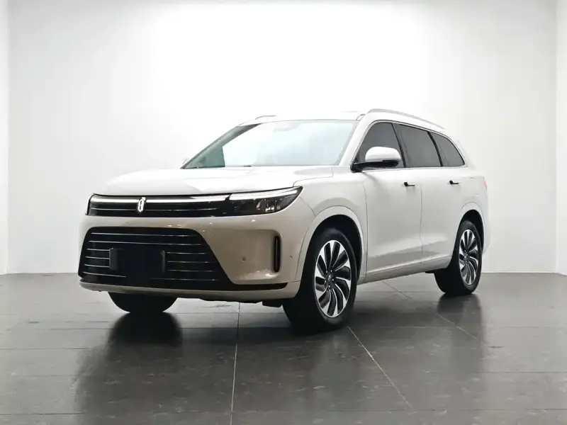 AITO M7, 2023