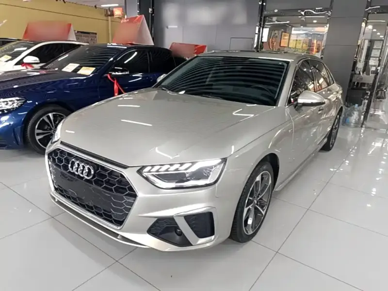 Audi A4L, 2021