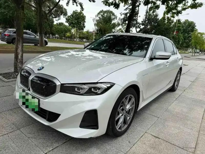 BMW i3, 2023