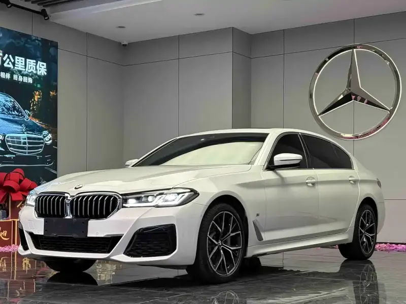 BMW 5 Series, 2022