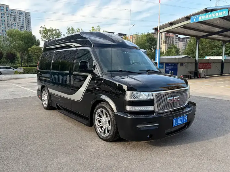 GMC Savana, 2017
