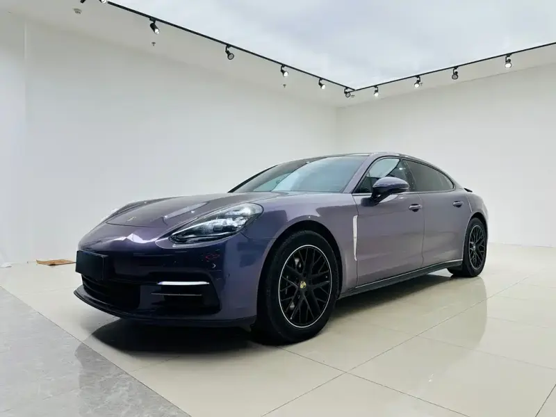 Porsche Panamera, 2018