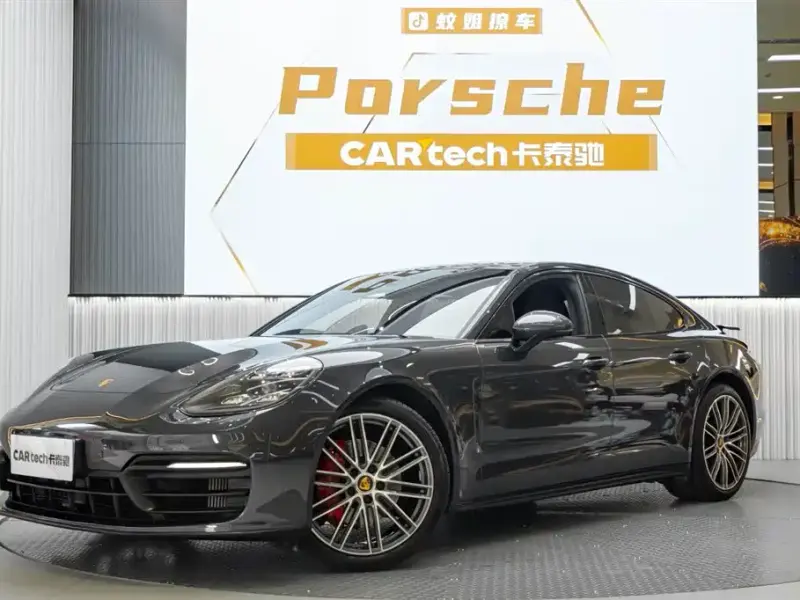 Porsche Panamera, 2022